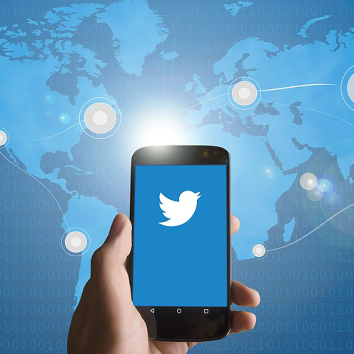 Twitter reporta menor crecimiento en ingresos desde su salida a Bolsa