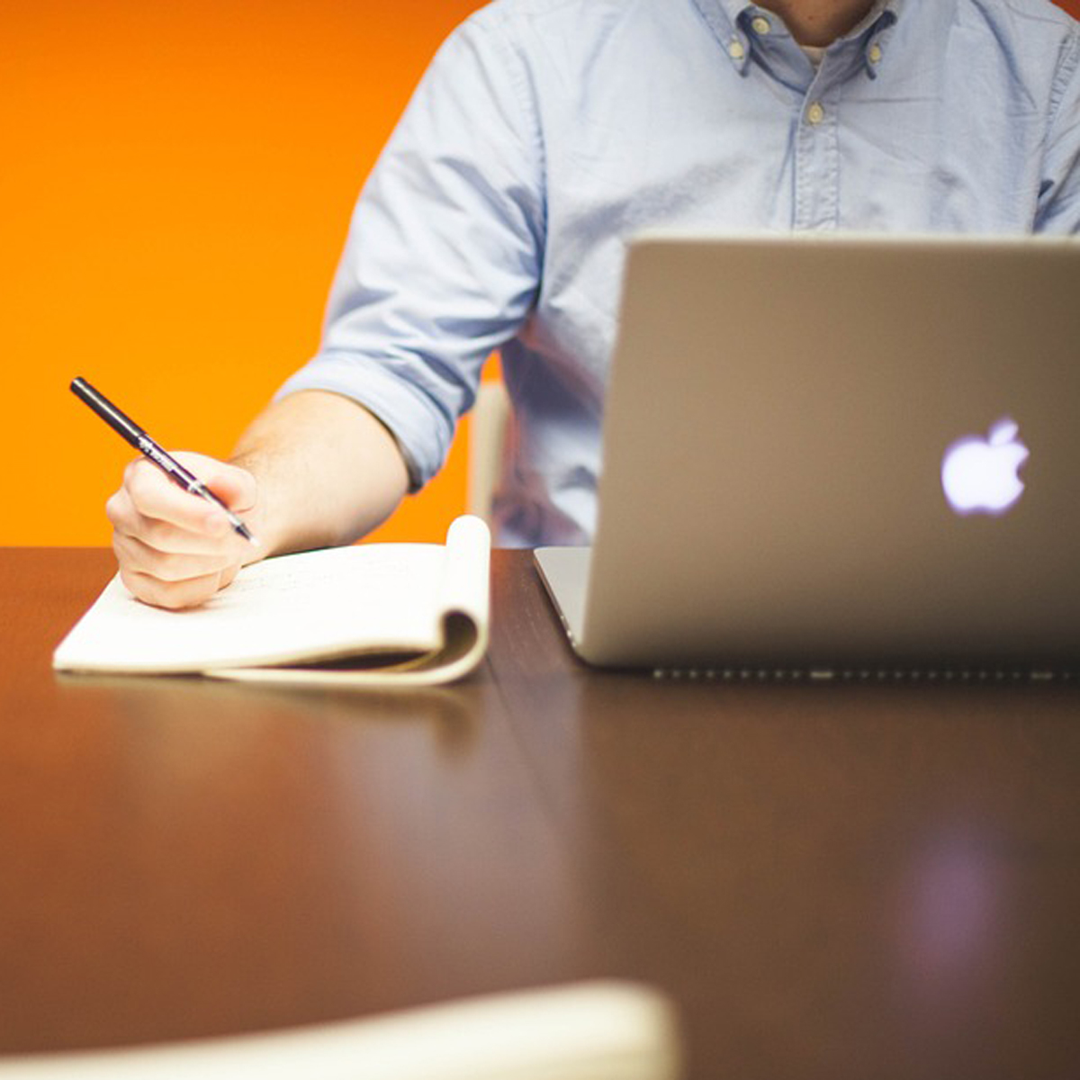 Hustlers Academy quiere darte herramientas para emprender