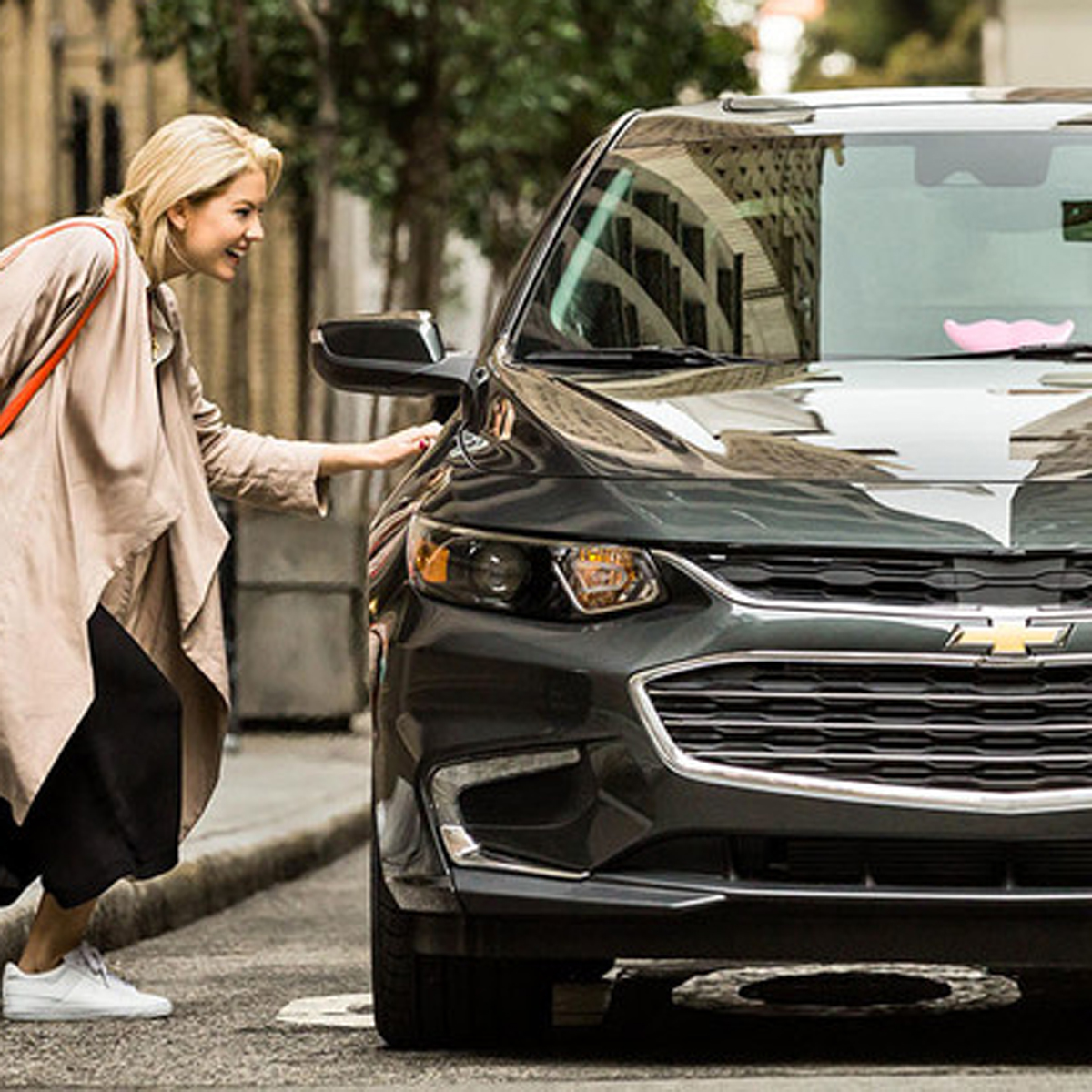 Lyft lanza función que facilita compartir auto con amigos