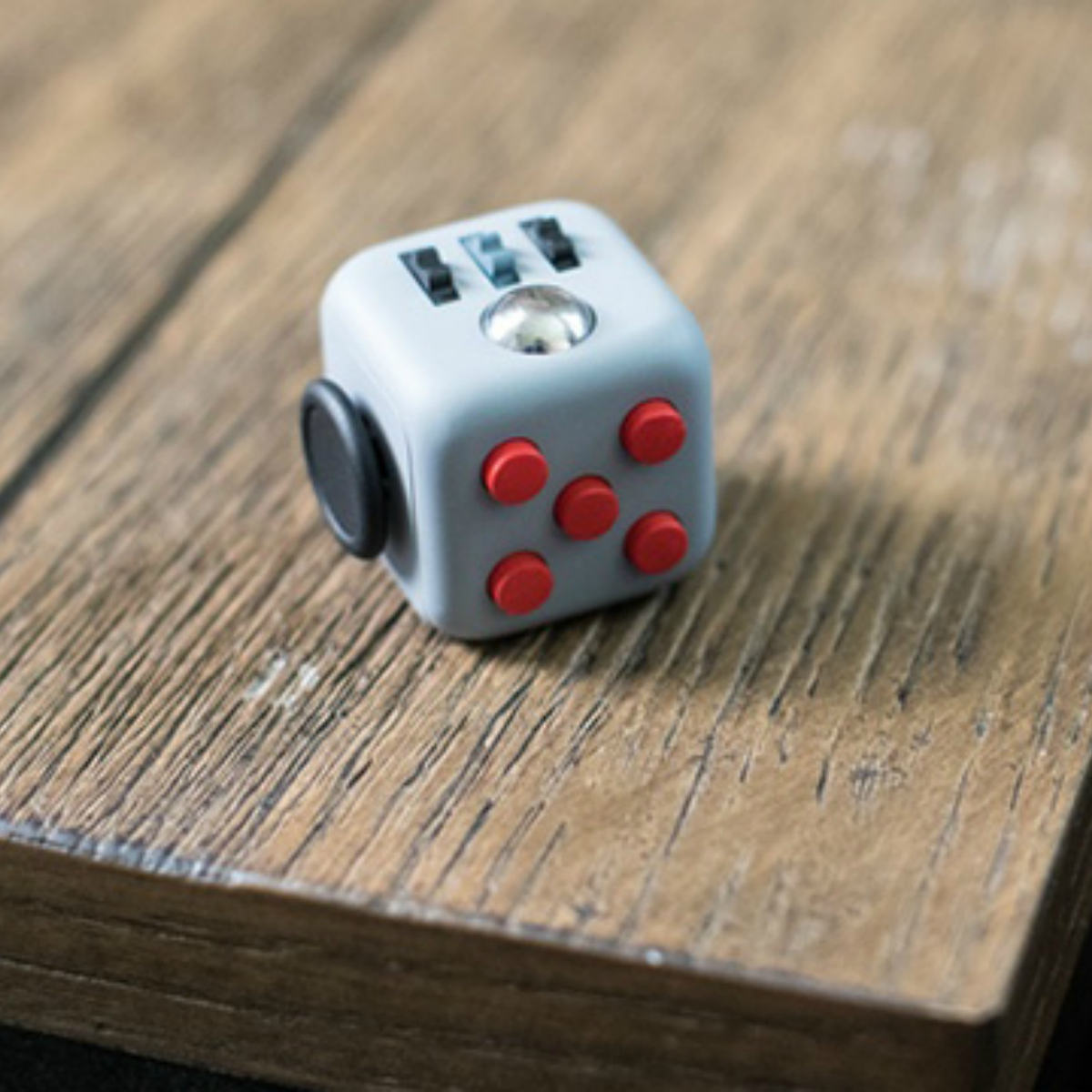 Fidget Cube, el gadget que podría salvarte la vida