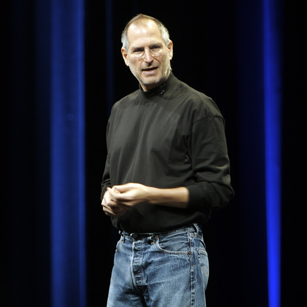 Venden primer certificado de acciones en Apple de Steve Jobs