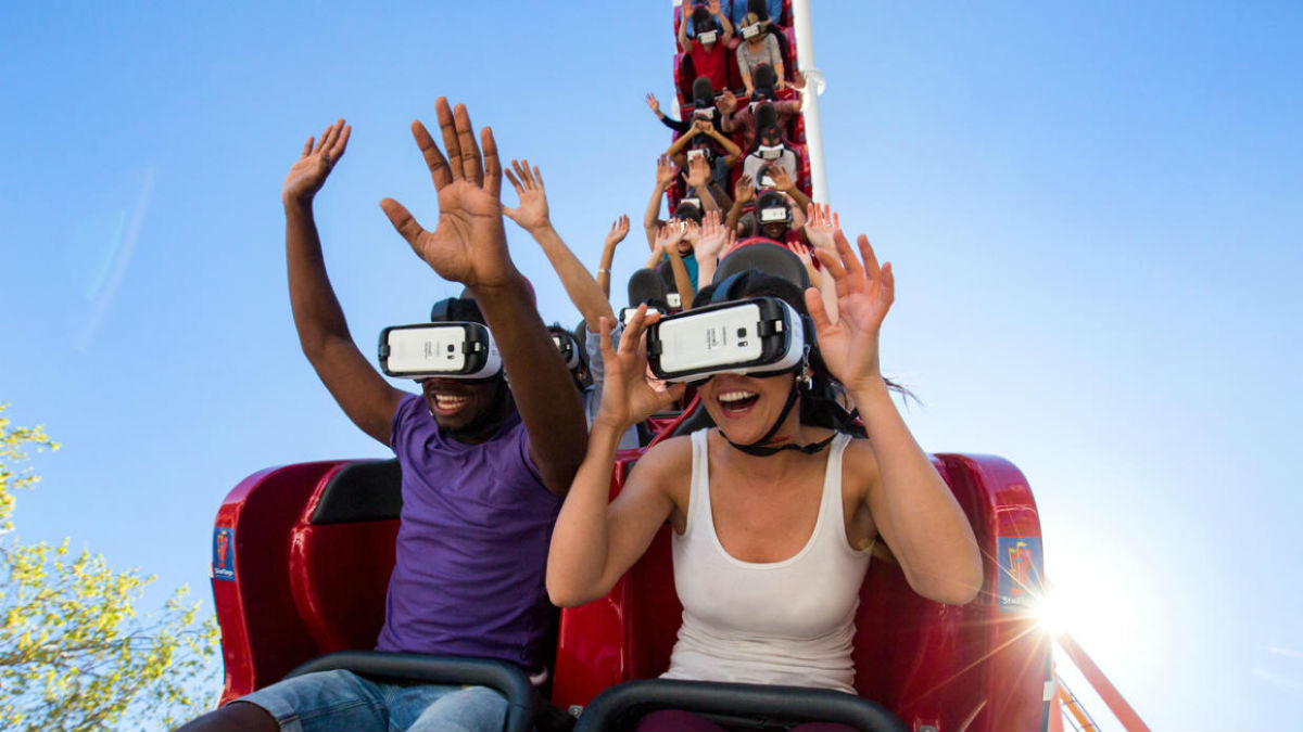 Six Flags y Samsung apuestan por montañas rusas con realidad virtual