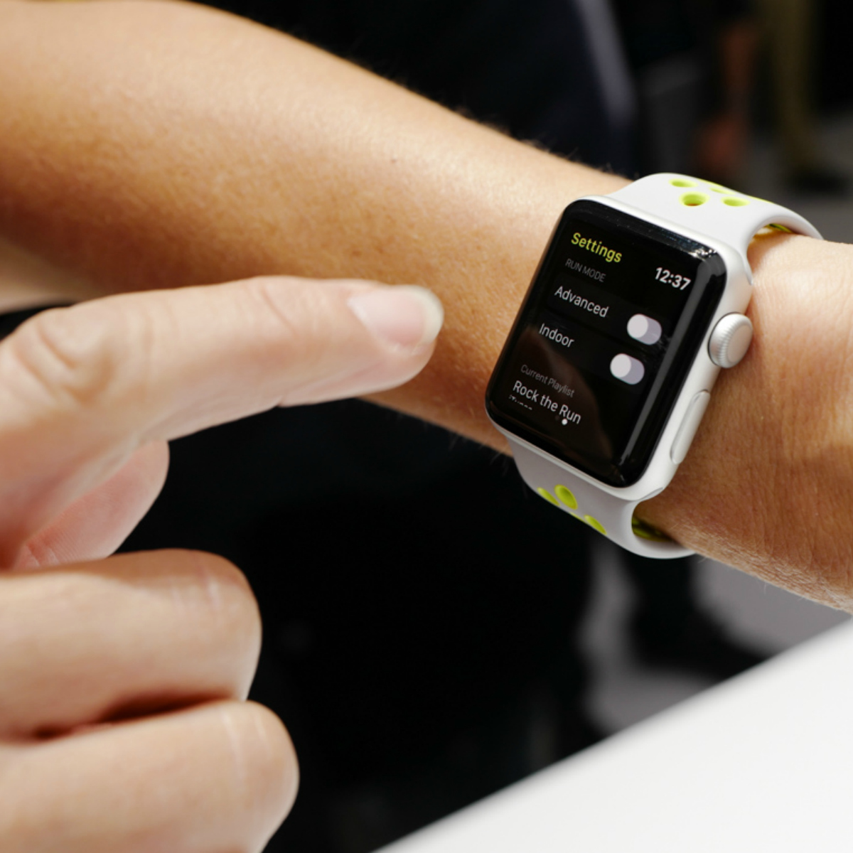 Sucesor del Apple Watch Series 2 tendrá cámara: reporte