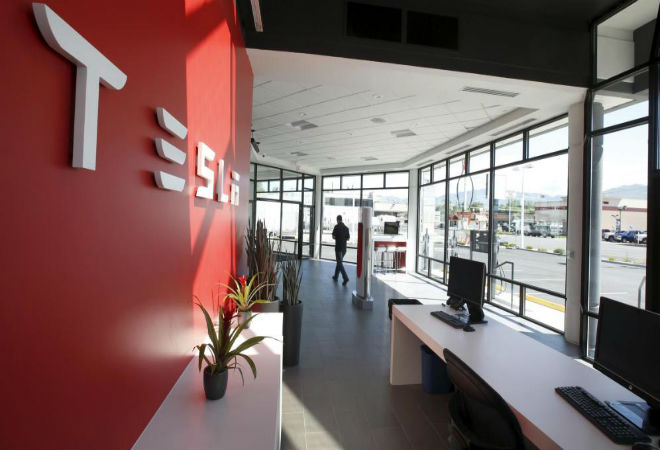 tesla oficinas