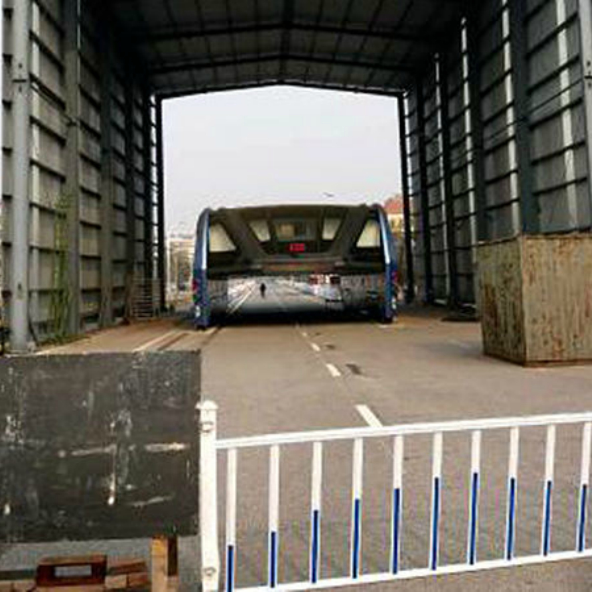 Así quedó el autobús que resolvería el problema del tráfico