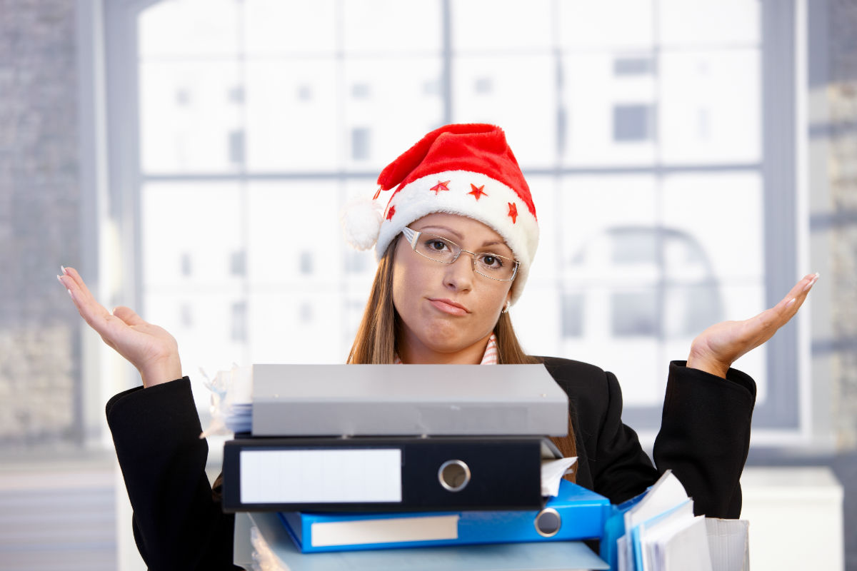 Esta es la mejor manera de contestar un mail a tu jefe durante tus vacaciones navideñas