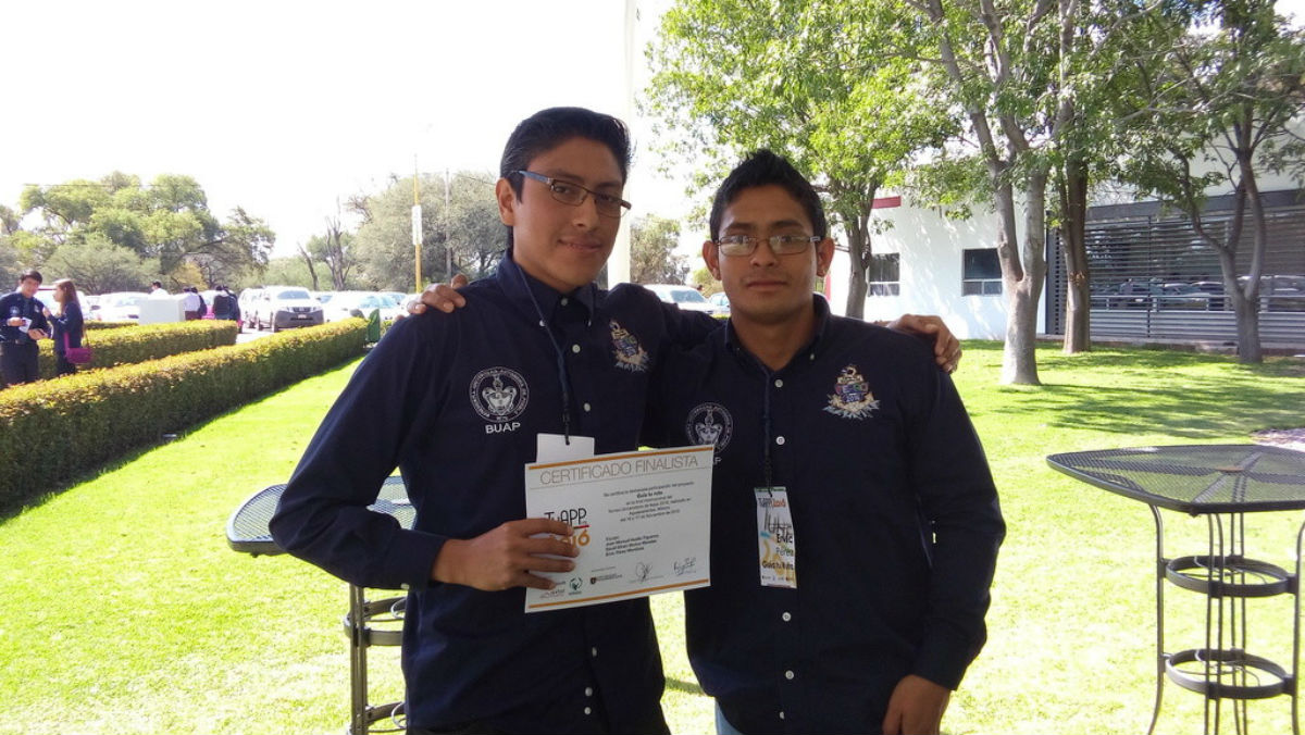 Estudiantes mexicanos diseñan aplicación a favor del transporte público