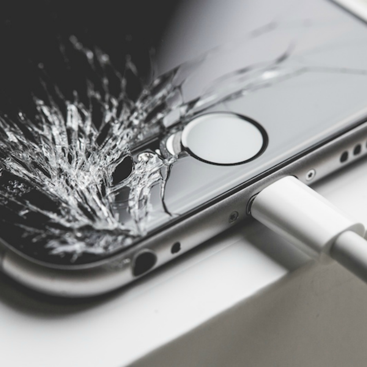 Descuidamos nuestros teléfonos cuando sabemos que hay uno mejor en el mercado