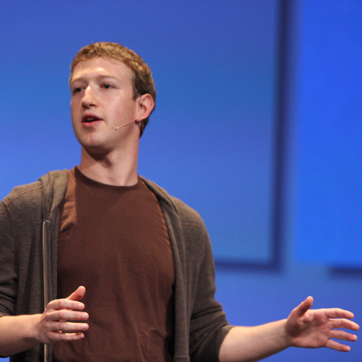 Mark Zuckerberg muestra cómo funciona Jarvis, su asistente virtual