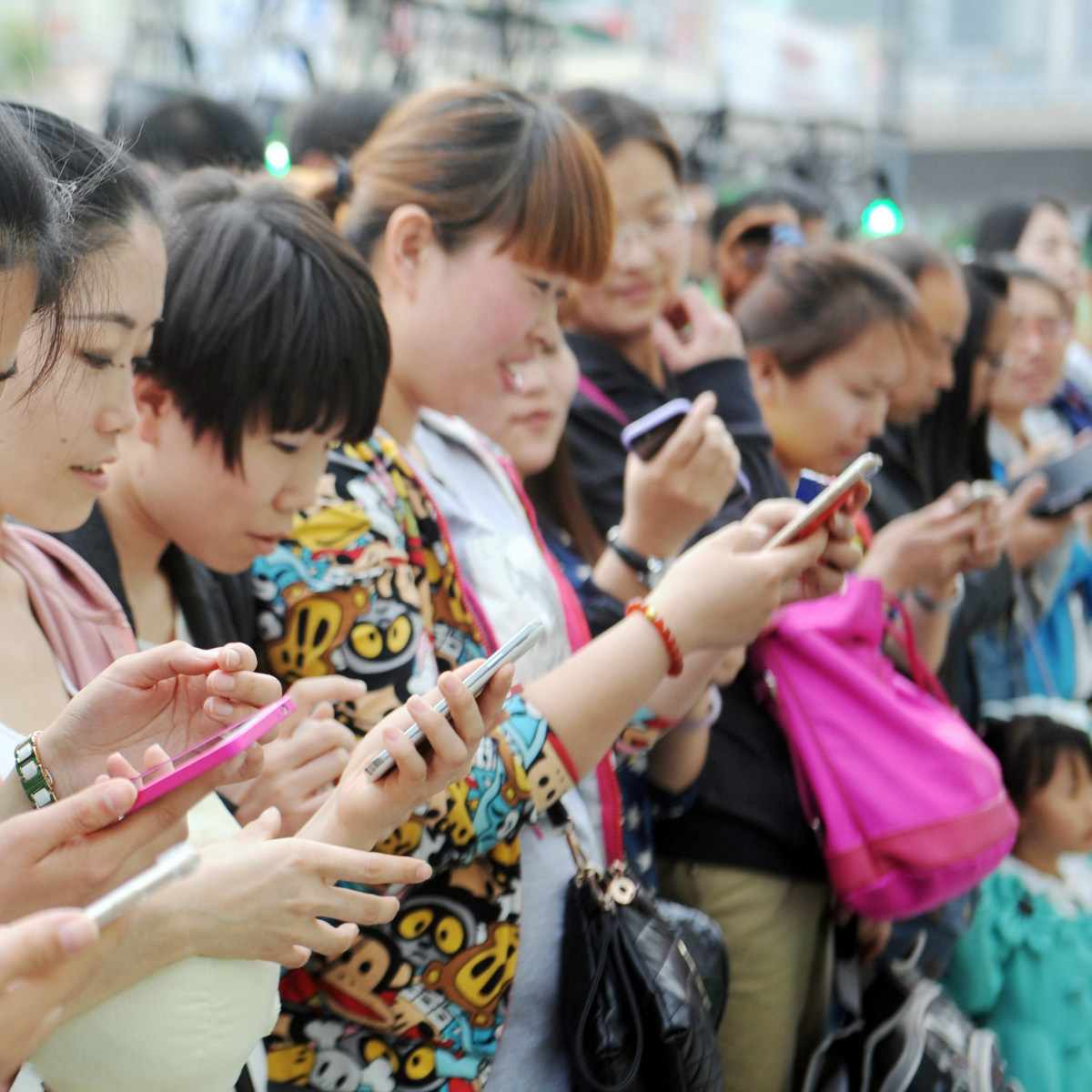 En este país, la mitad de la población consume internet desde su celular