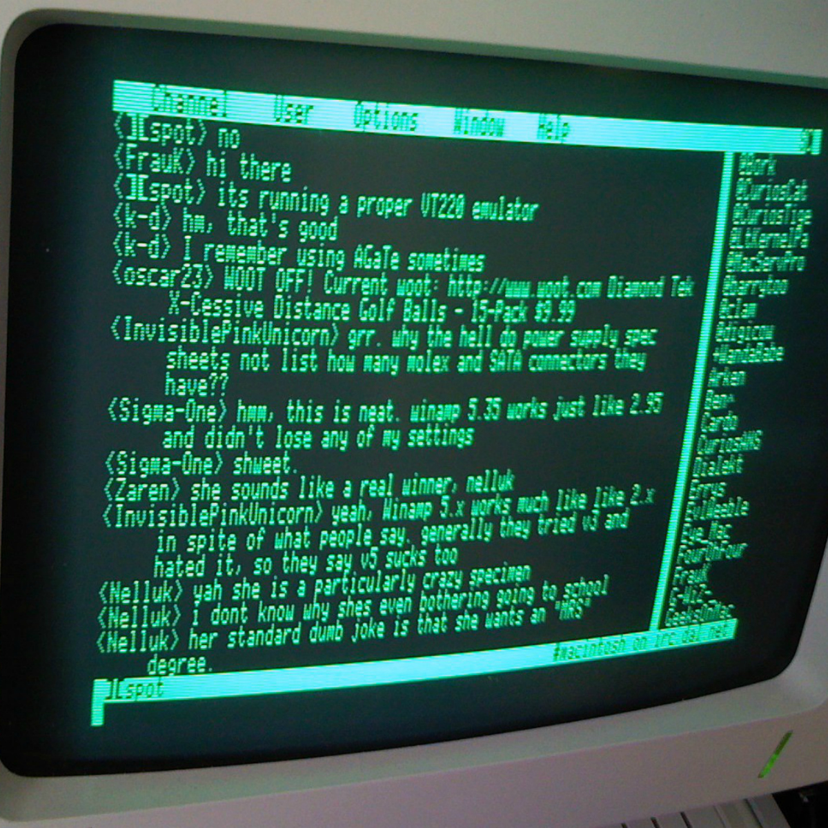 Empresa lleva 24 años usando la misma computadora ¡y no ha fallado una sola vez!