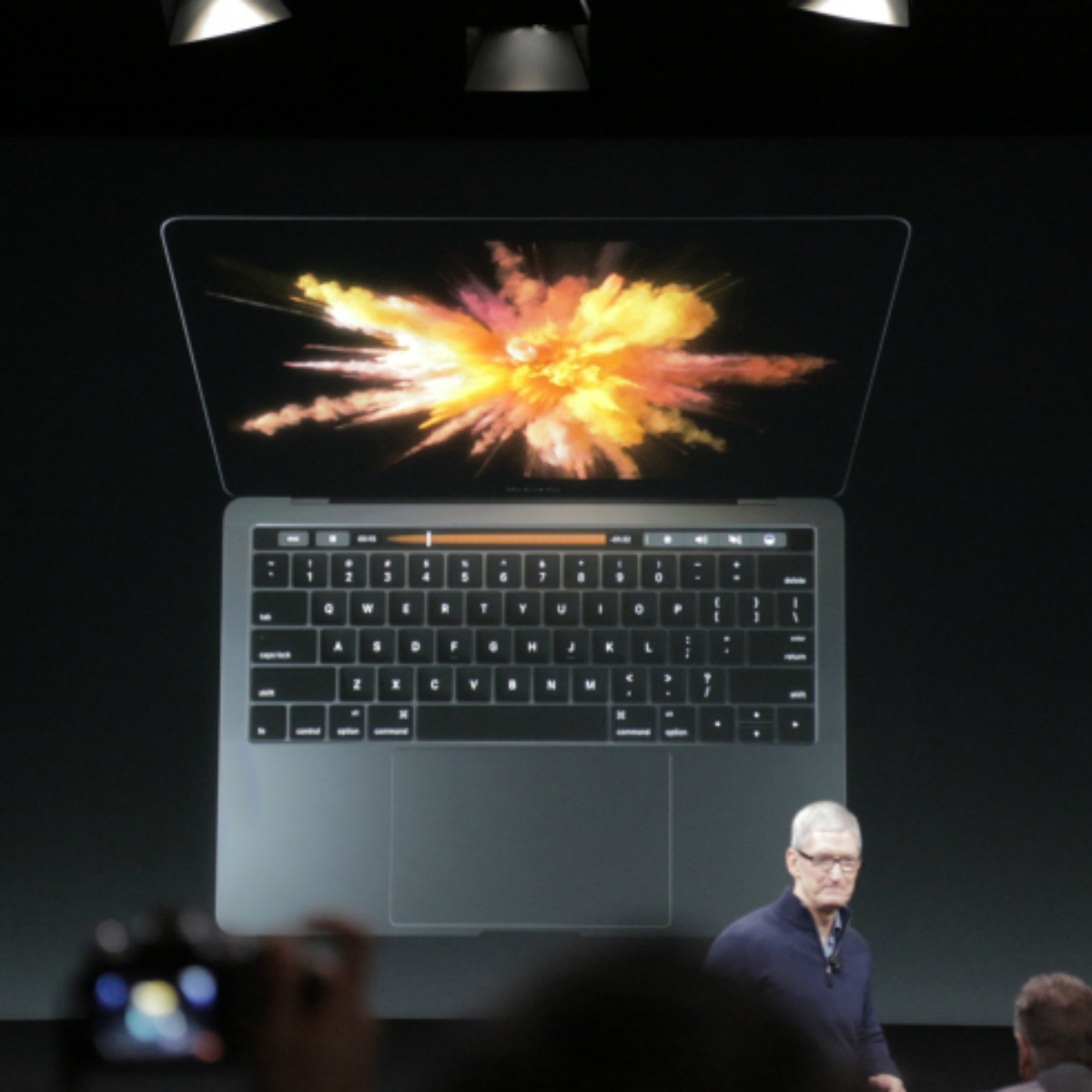 Expertos no se retractan: 'la nueva MacBook Pro no es recomendable'
