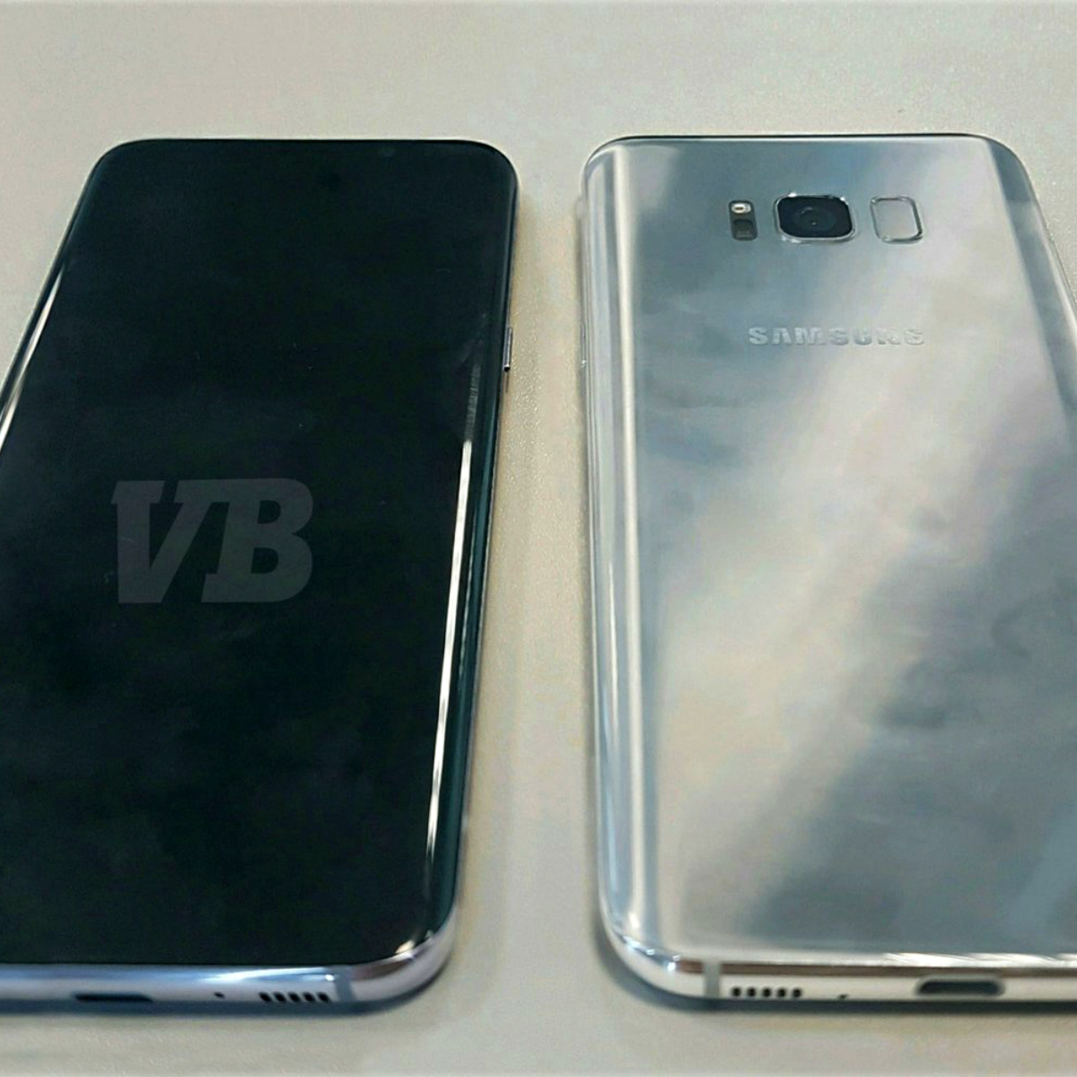 Si esta imagen es real: el Samsung Galaxy S8 es una copia descarada del iPhone 7