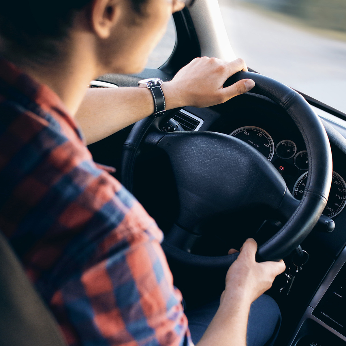 ¿Cómo evitar gastar (tanto) en tu auto?