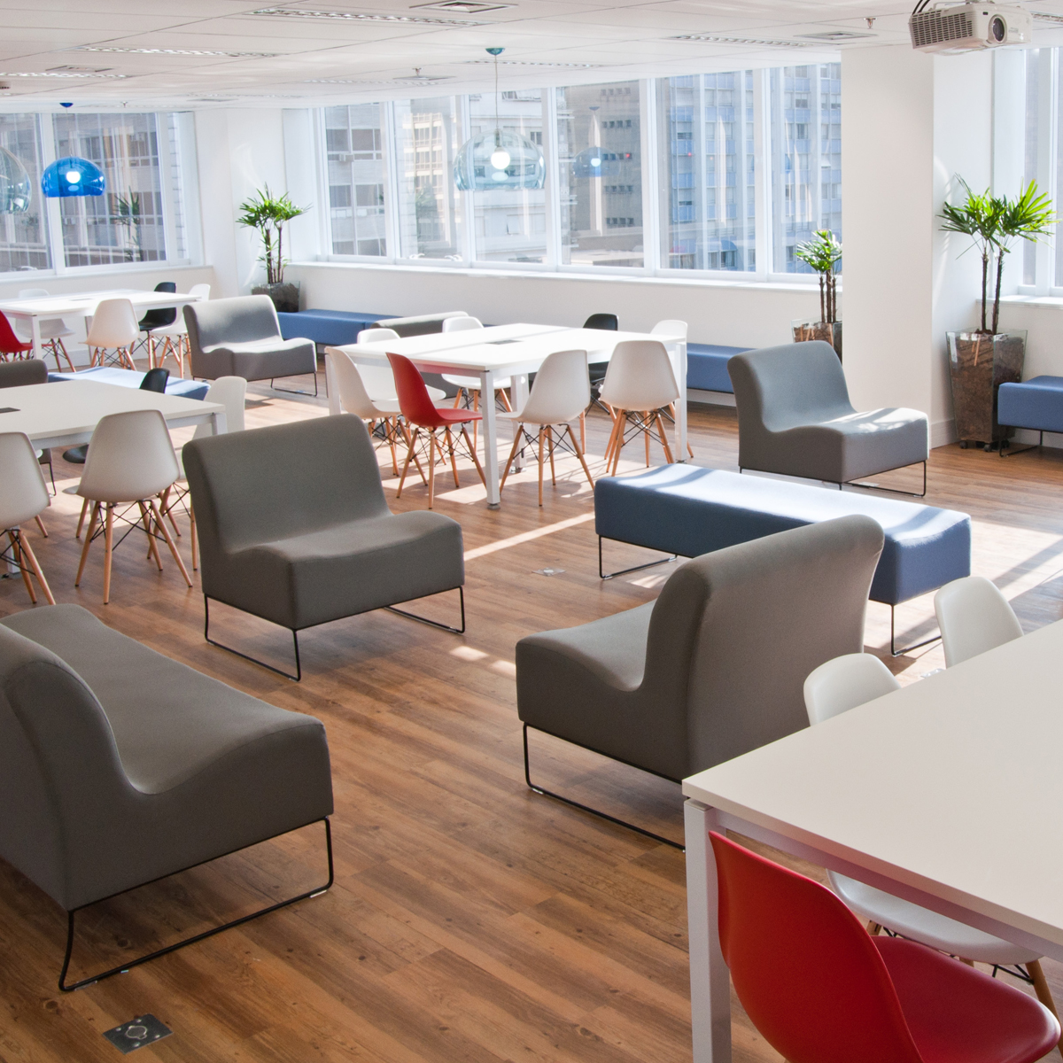 ¿Tienes un proyecto creativo? Estas son las aceleradoras, incubadoras y espacios de coworking que debes conocer