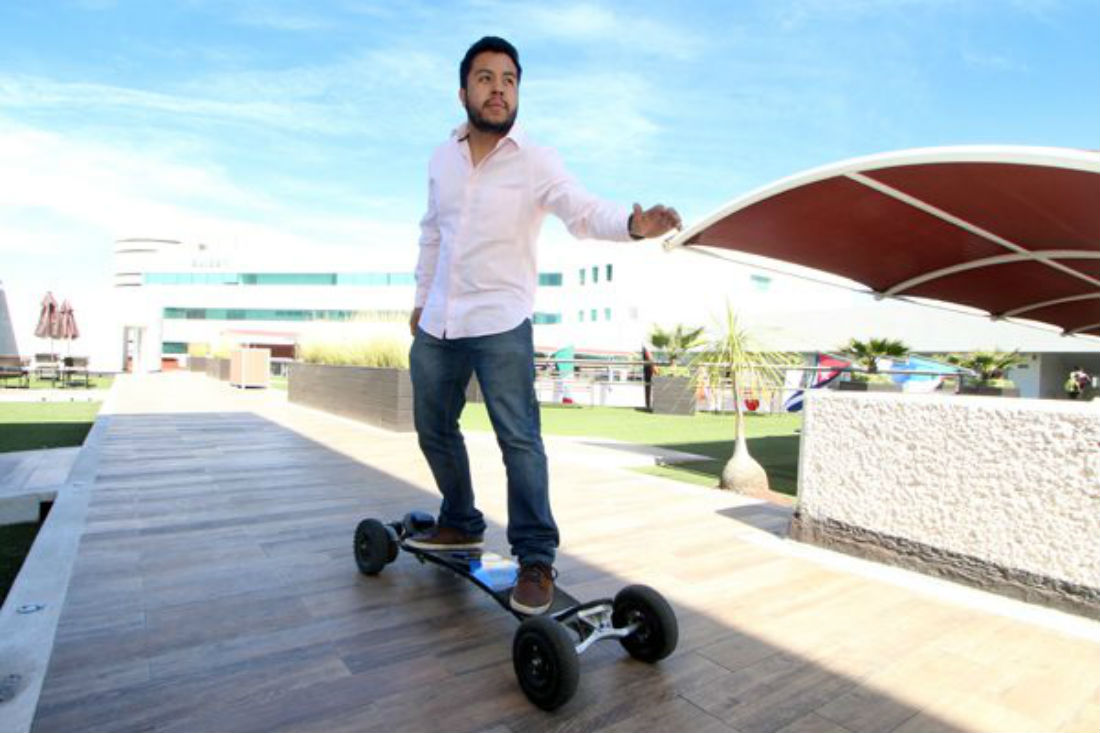 Tezca, la patineta eléctrica todo terreno hecha por manos mexicanas