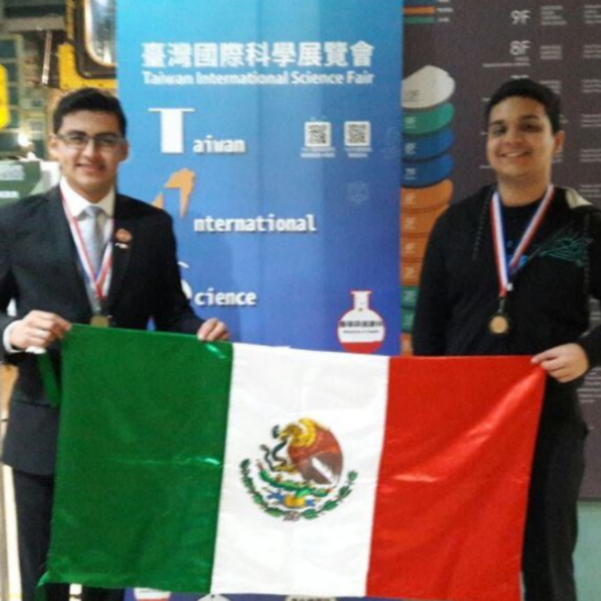 Mexicanos destacan en la Feria Internacional de Ciencias de Taiwán