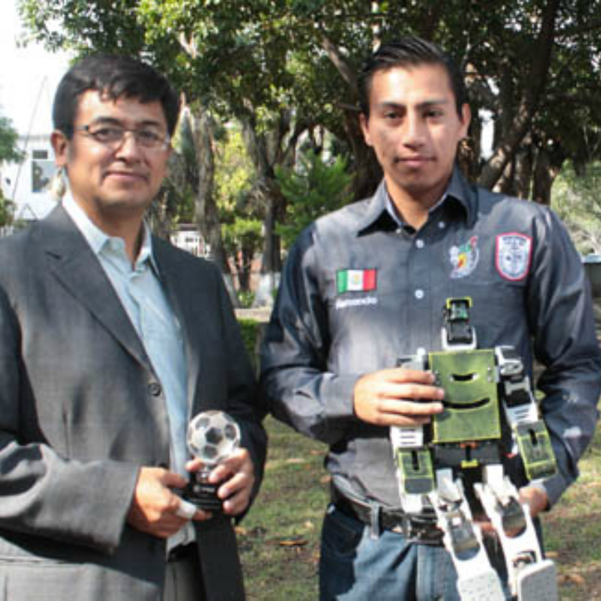 Mexicanos vuelven a destacar en un concurso de robótica en China