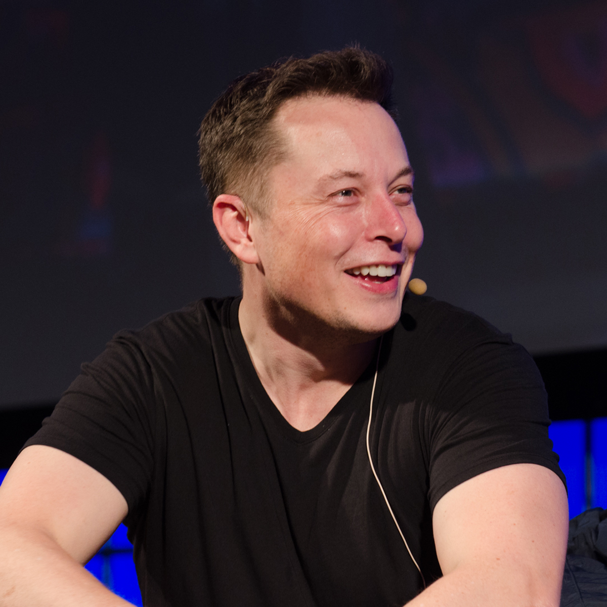 Elon Musk crea una empresa que quiere convertirte en un cyborg