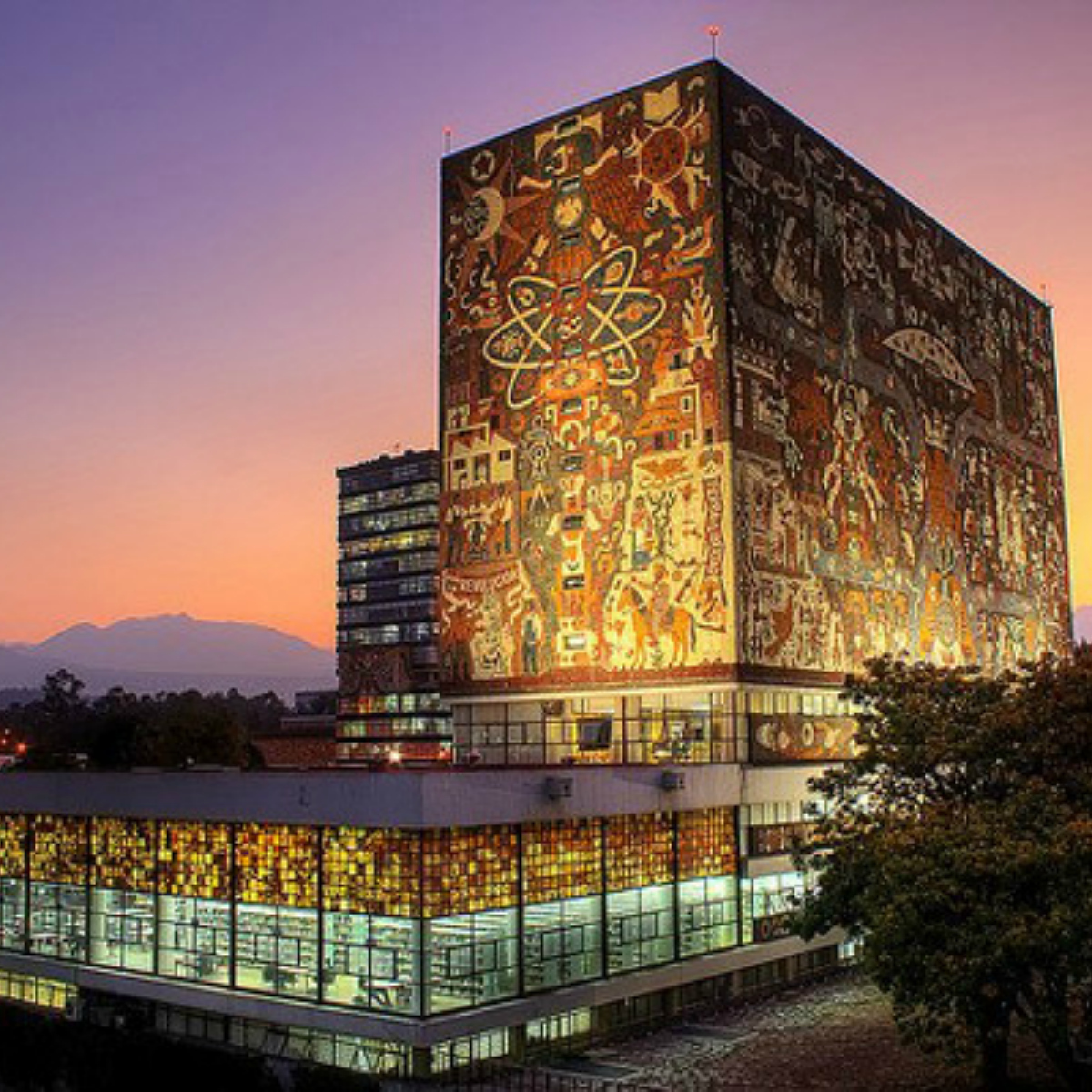 UNAM vuelve a destacar entre las mejores universidades del mundo