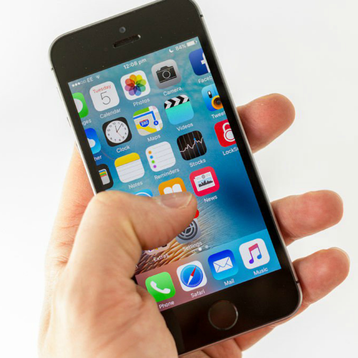 Apple acaba de hacer un cambio histórico a tu iPhone y no te diste cuenta