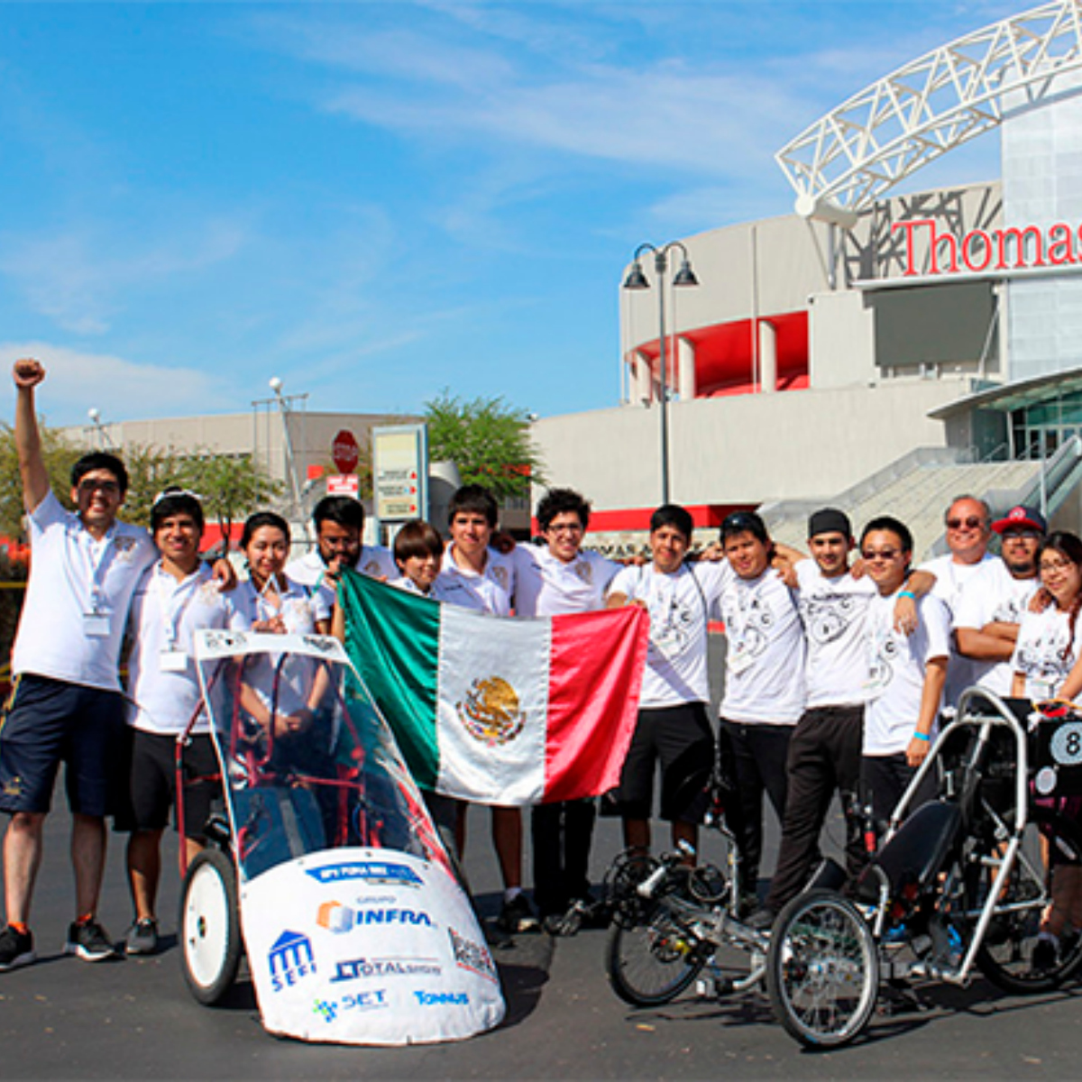 Bicicleta creada por estudiantes de la UNAM conquista corazones en Las Vegas