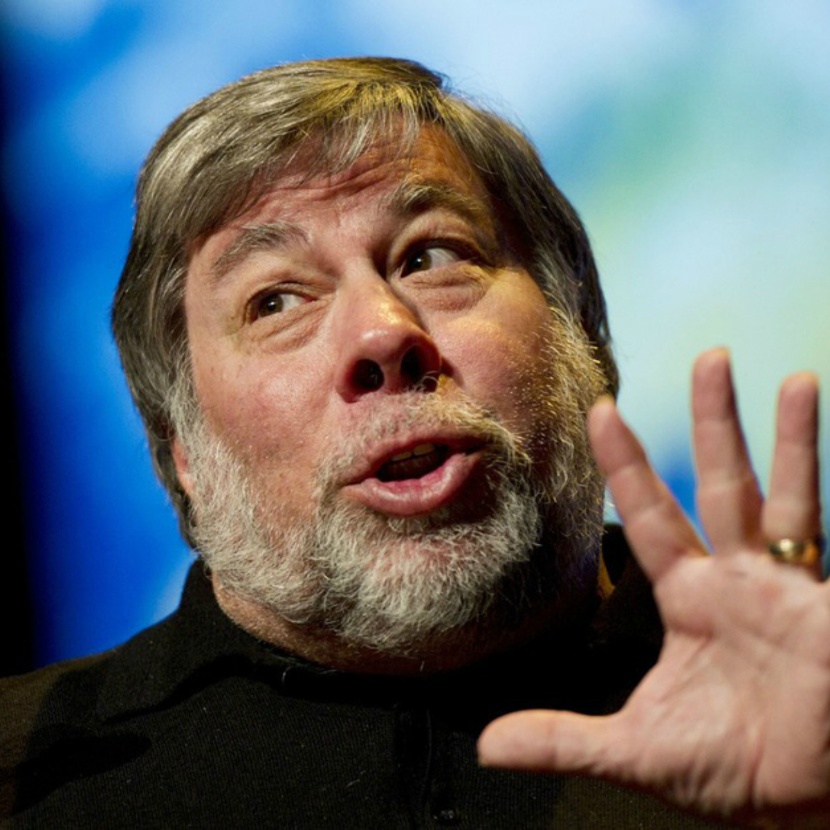 Así imagina Steve Wozniak el futuro lejano de Apple, Google y Facebook