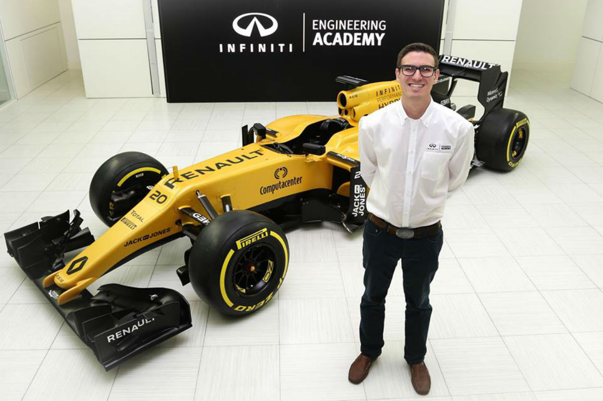 Este es el mexicano que diseñó uno de los autos de la Fórmula 1