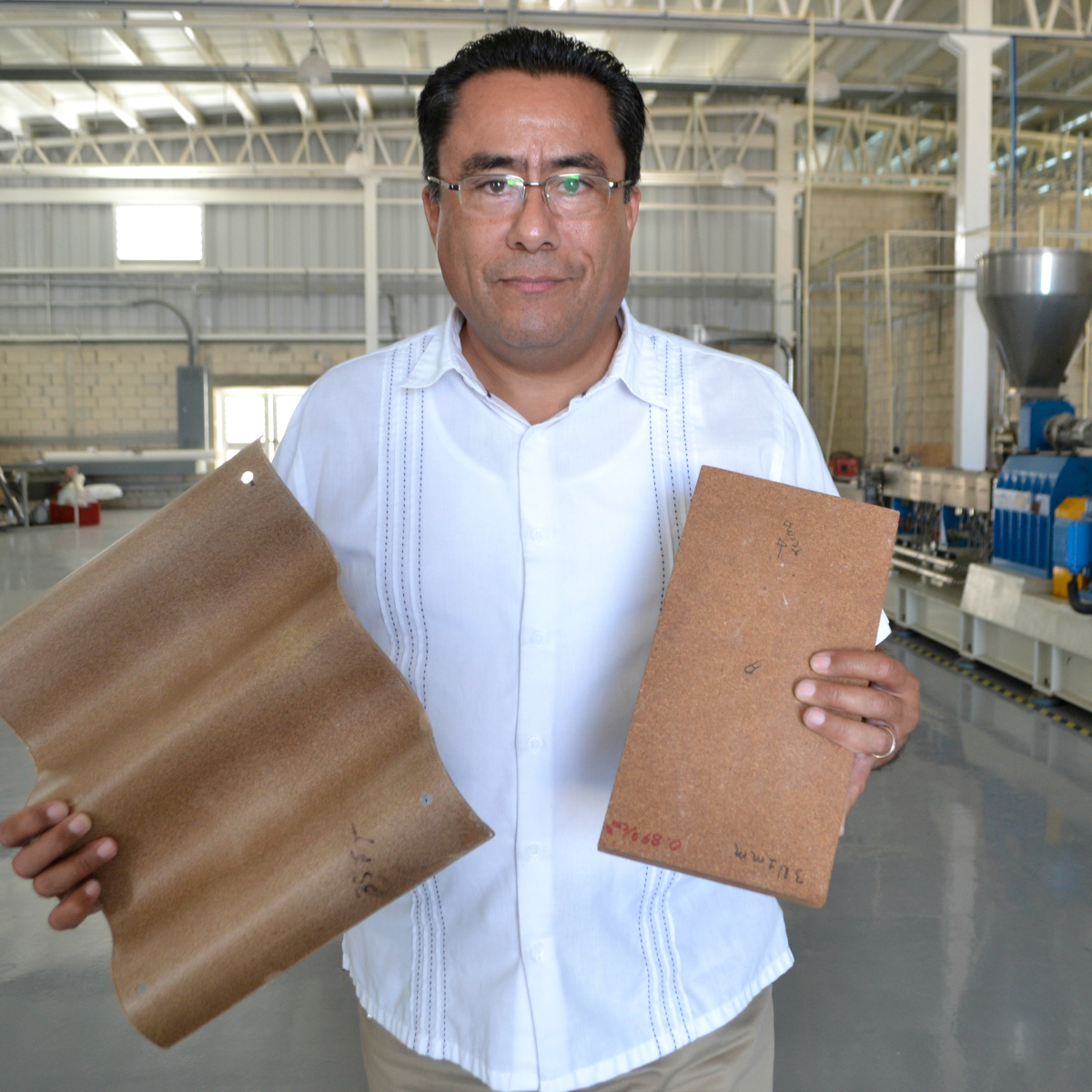 Mexicanos crearon una madera que revolucionará la construcción