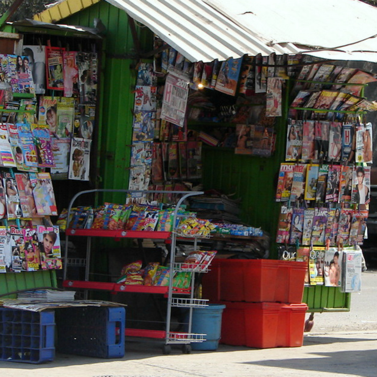 Puestos de revistas de la CDMX ofrecerán wifi a quien pase cerca