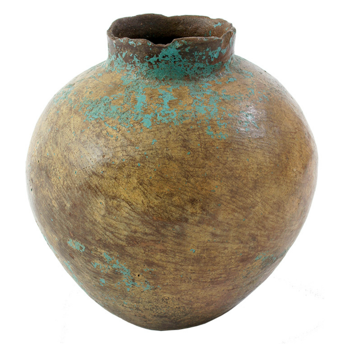 Sujeto destruye una reliquia de un millón de dólares tras enviarla por correo