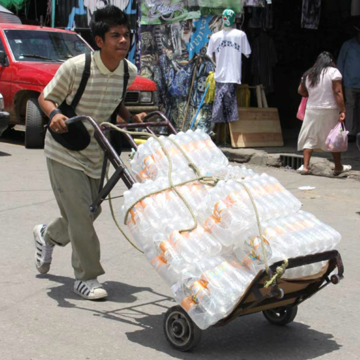 Mexicanos prefieren un empleo estable a pesar de que el salario sea bajo