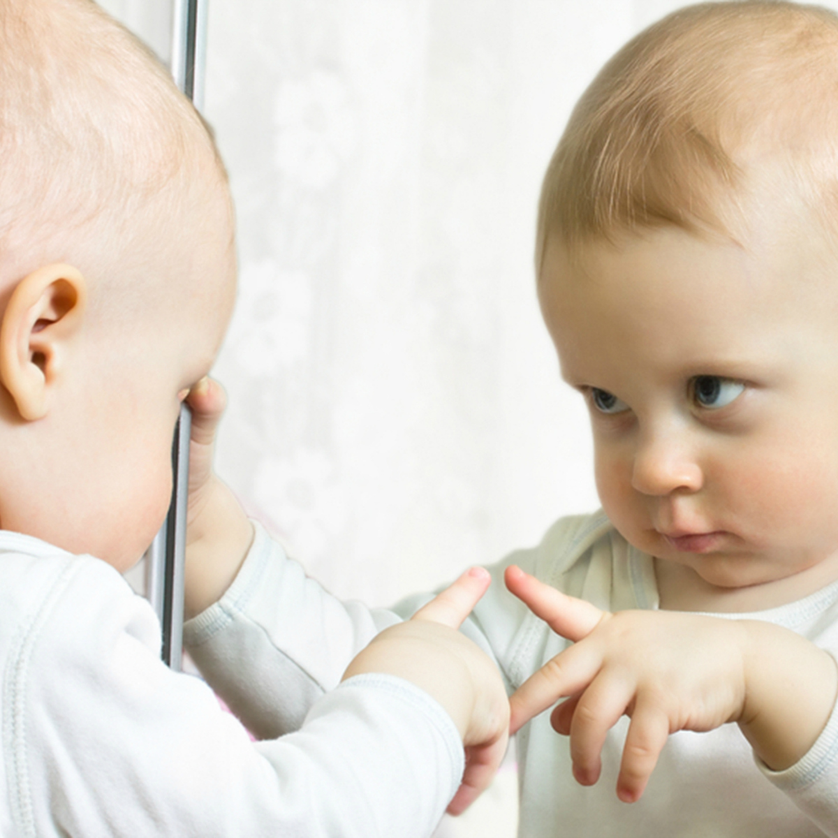 Si sueles hablar solo, es porque podrías ser más inteligente de lo normal