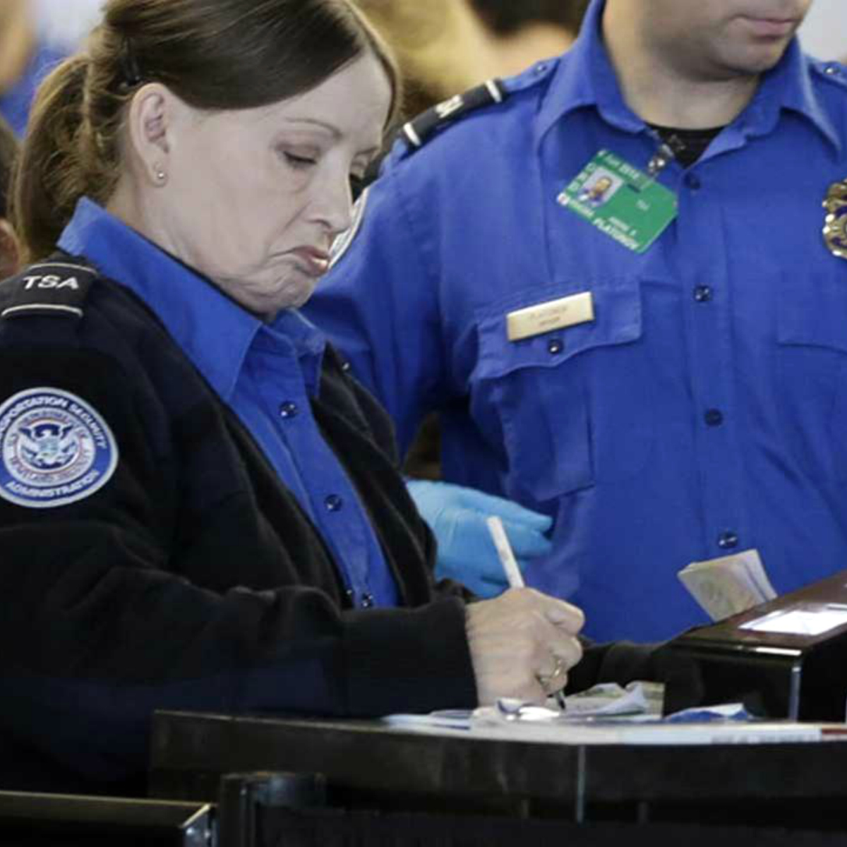 Estados Unidos hace más engorroso que nunca subir tu laptop a un avión