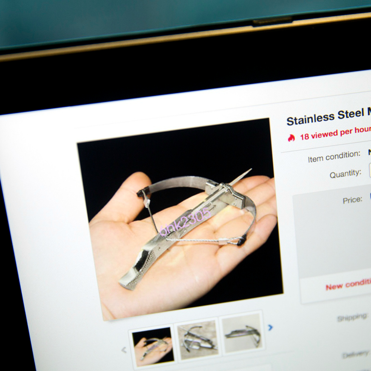 Hazte a un lado, fidget spinner, lo de hoy es esta mini ballesta dispara-palillos