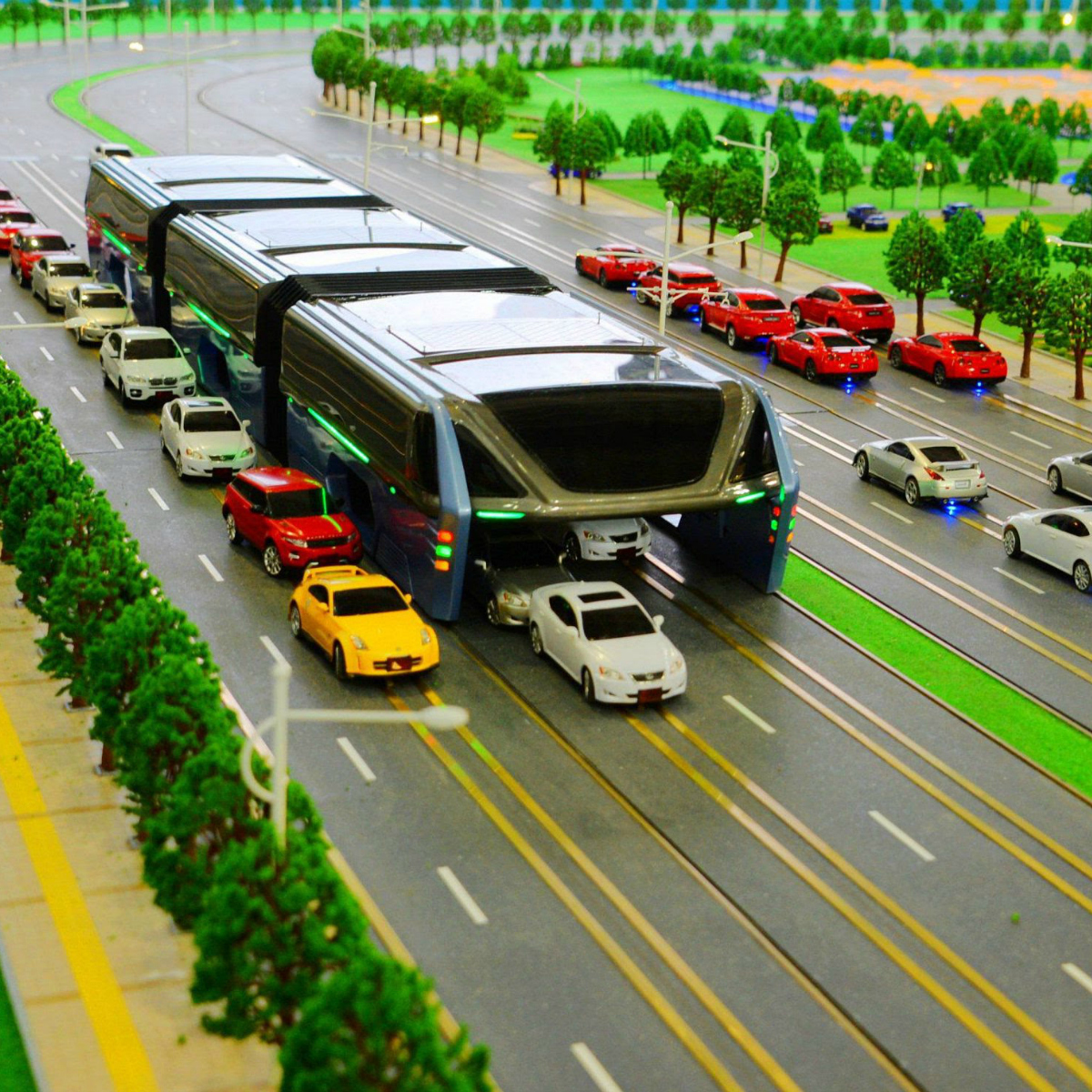 TEB-1, el autobús chino que resolvería el tráfico del mundo, resultó ser un fraude