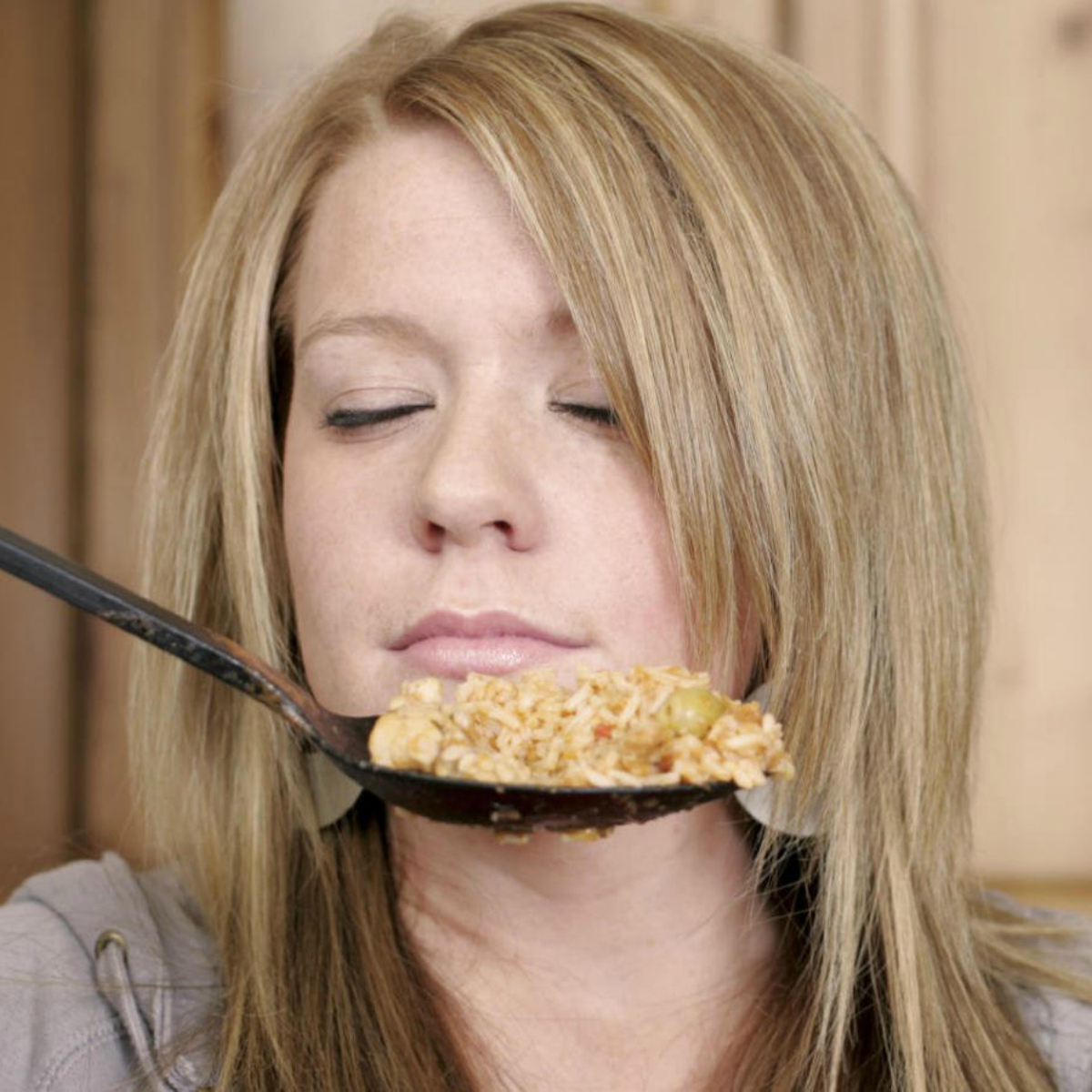 La ciencia confirma que uno engorda con solo oler la comida