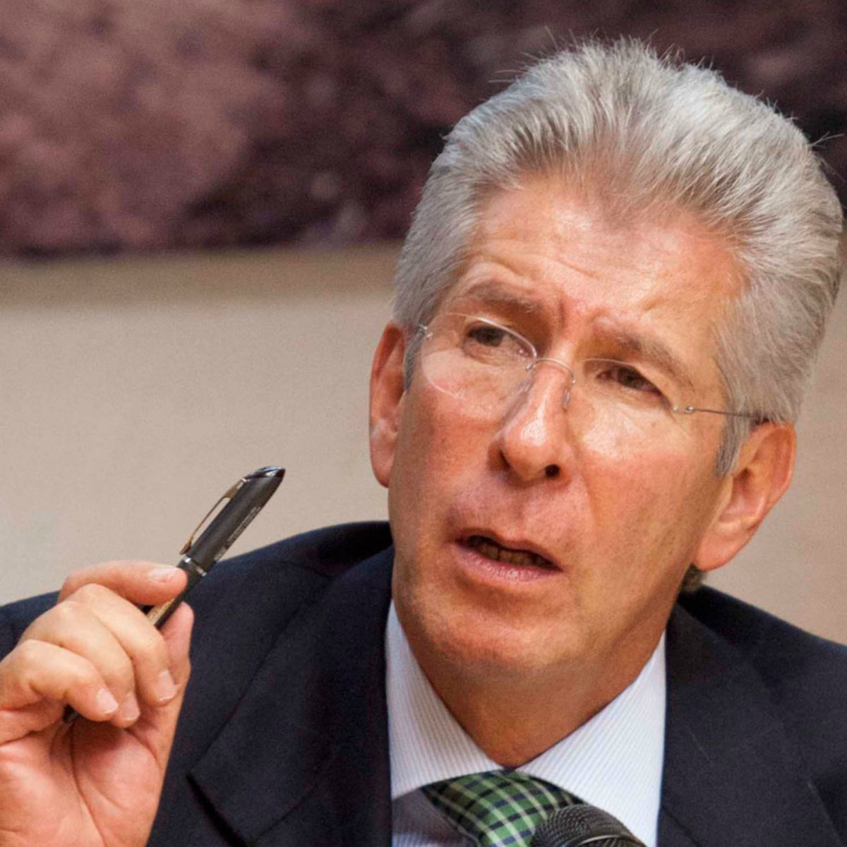 Basura y lluvias, causas del socavón en Paso Express: SCT