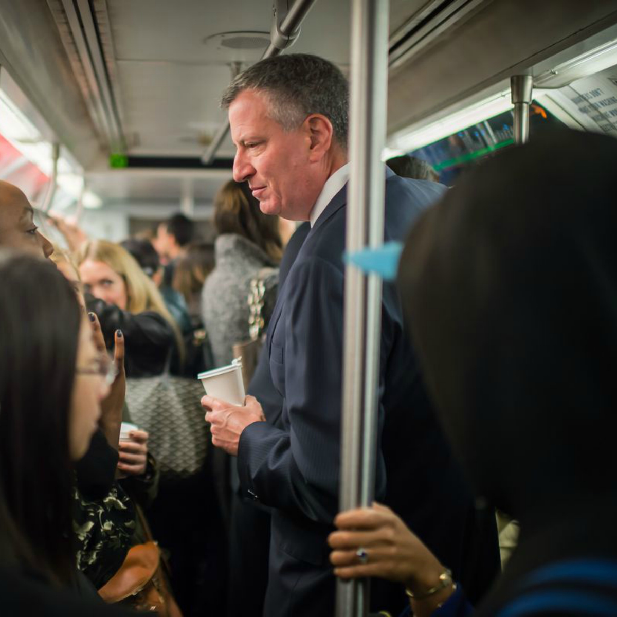 Este alcalde quiere arreglar el Metro de su ciudad cobrándole un impuesto especial a los ricos