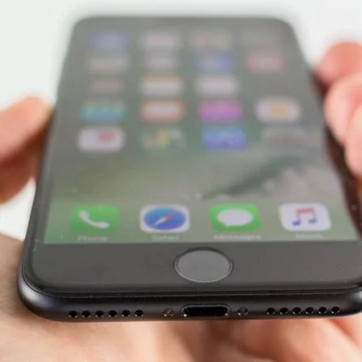 Samsung no pueda contra Apple: iPhone 7 vende más que Galaxy S8