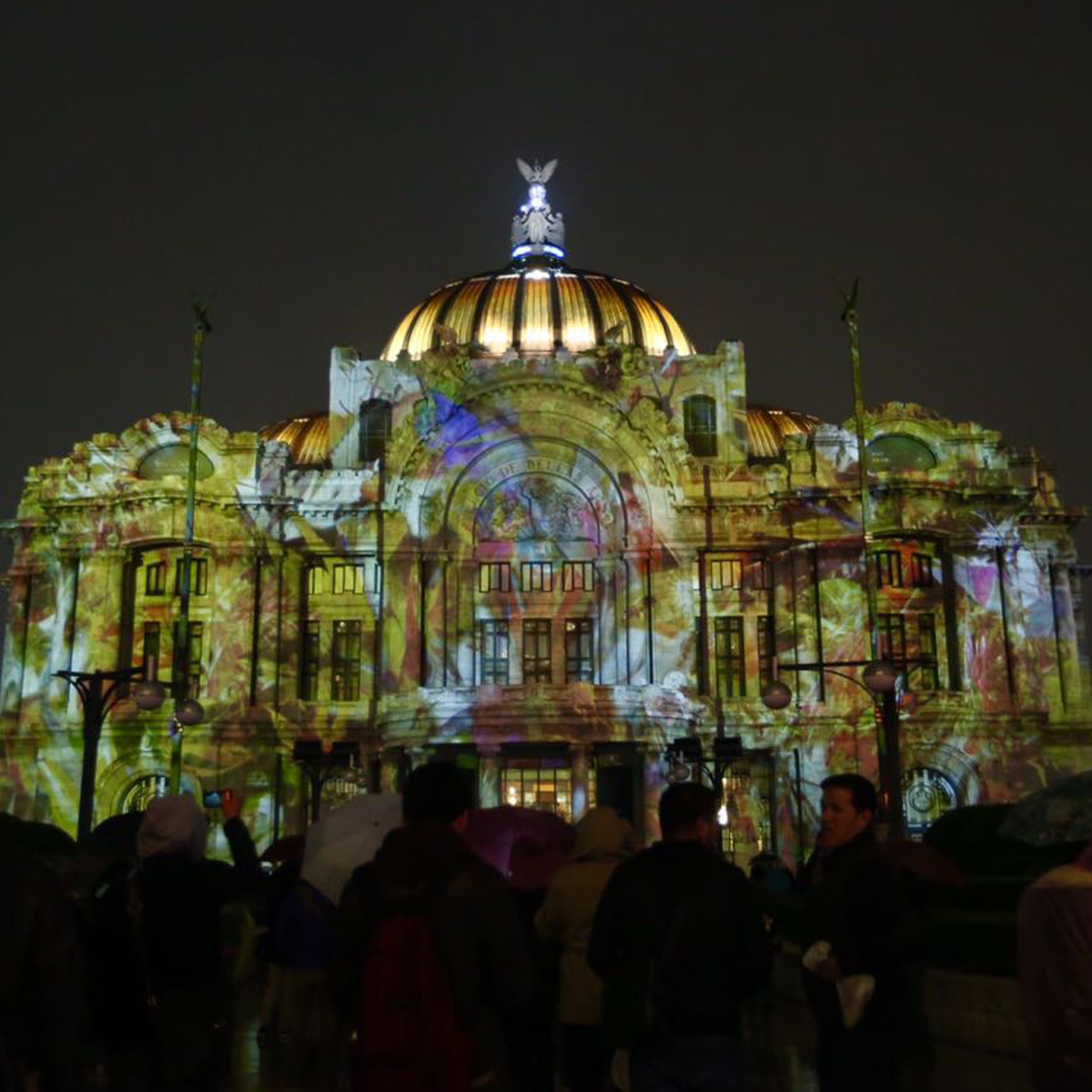 ¿Ya sabes qué es el video mapping?