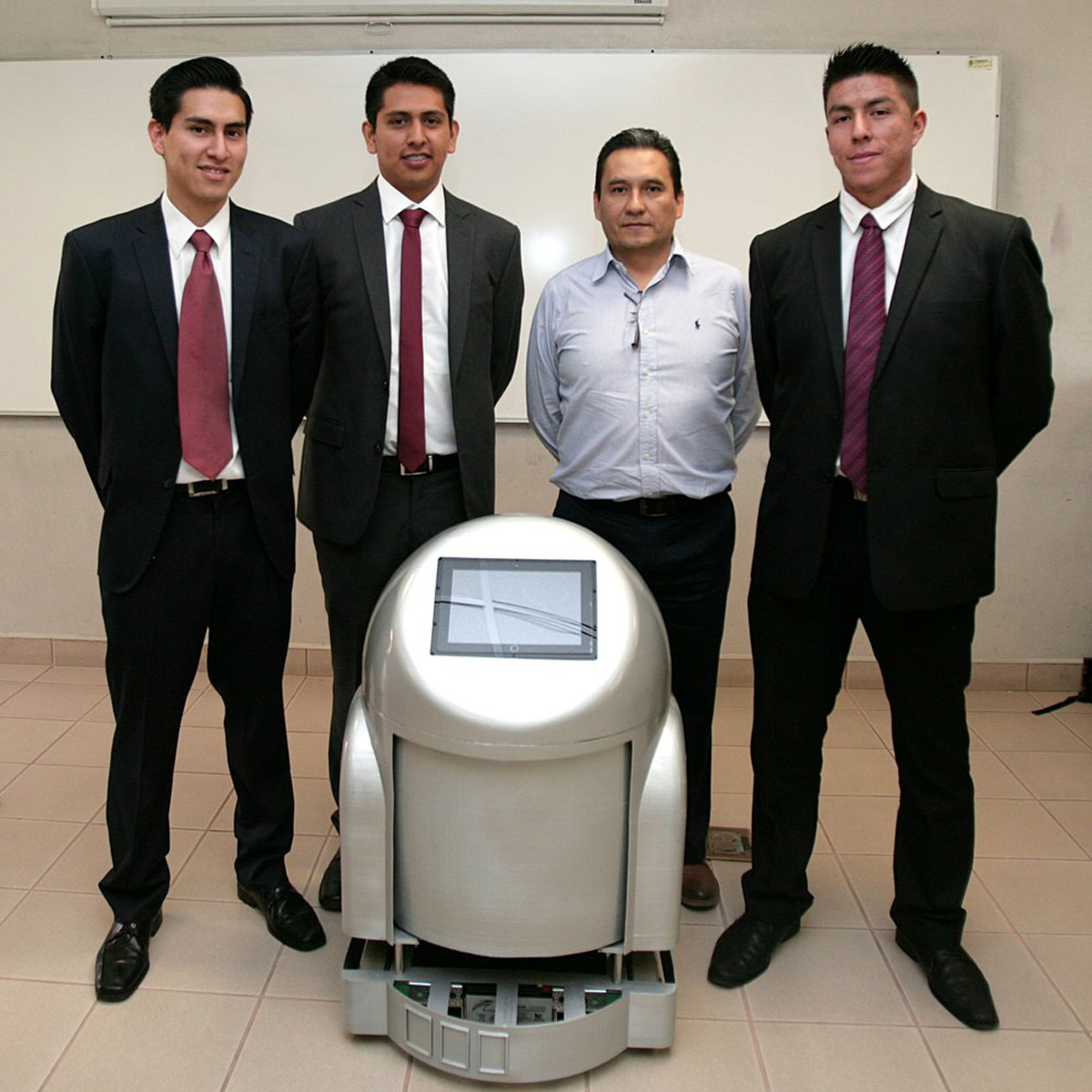 Estos mexicanos crearon un robot que llevará lo que le pidas a tu casa