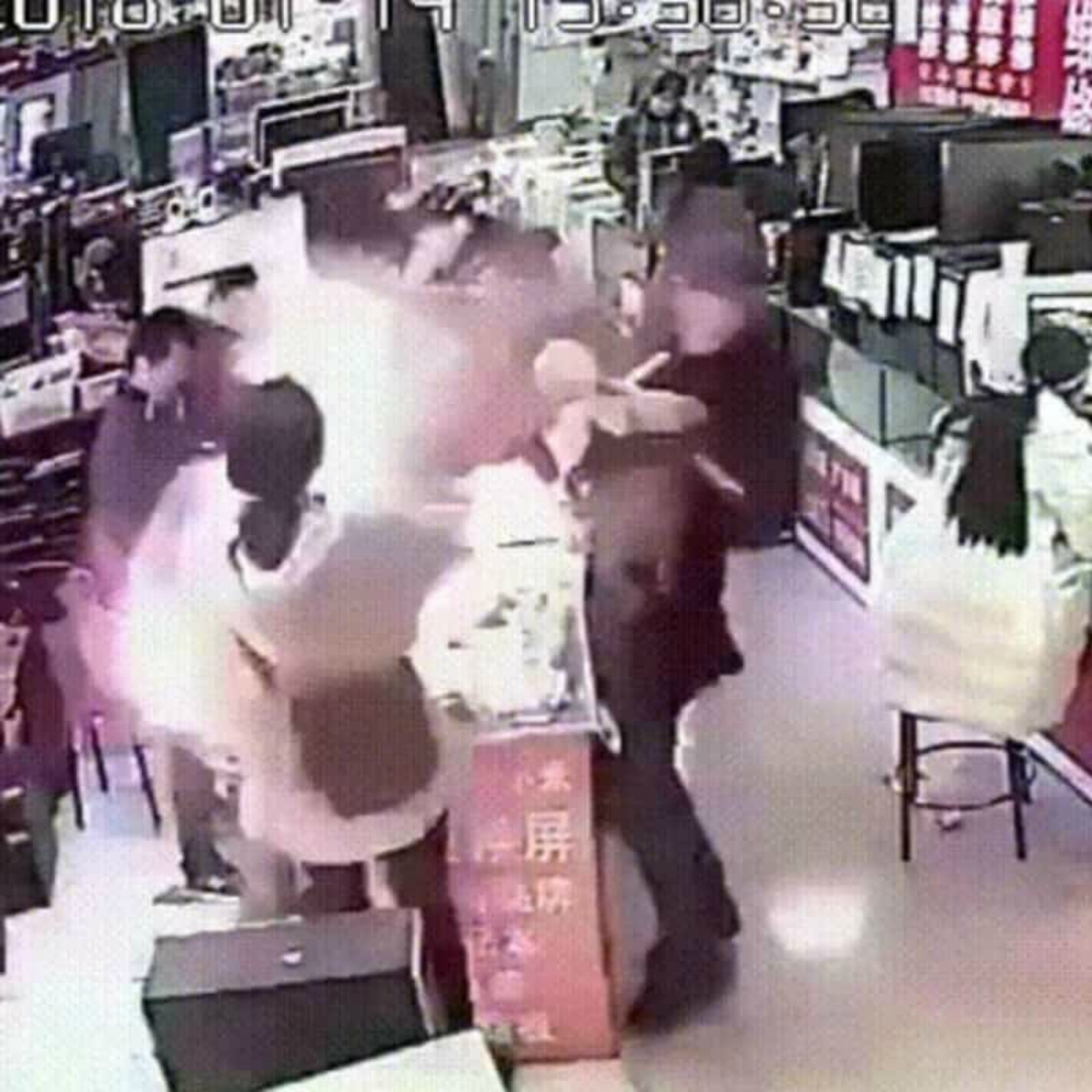 Esto es lo que pasa cuando muerdes la batería de un iPhone