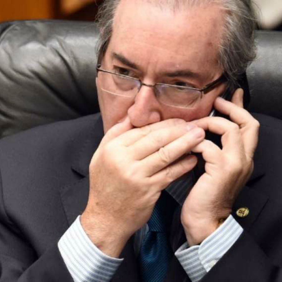 Diputados y senadores gastan millones de pesos en telefonía móvil