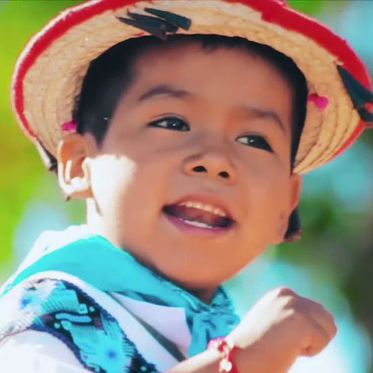 Internet le dio a este rolón todas las versiones que necesitaba