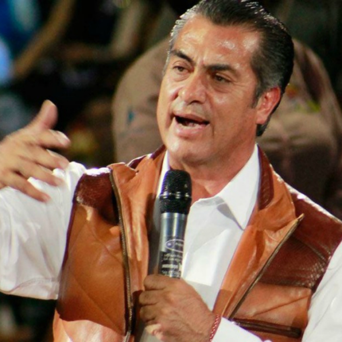 Jaime 'El Bronco' Rodríguez se lanza como inventor y presenta su primera creación