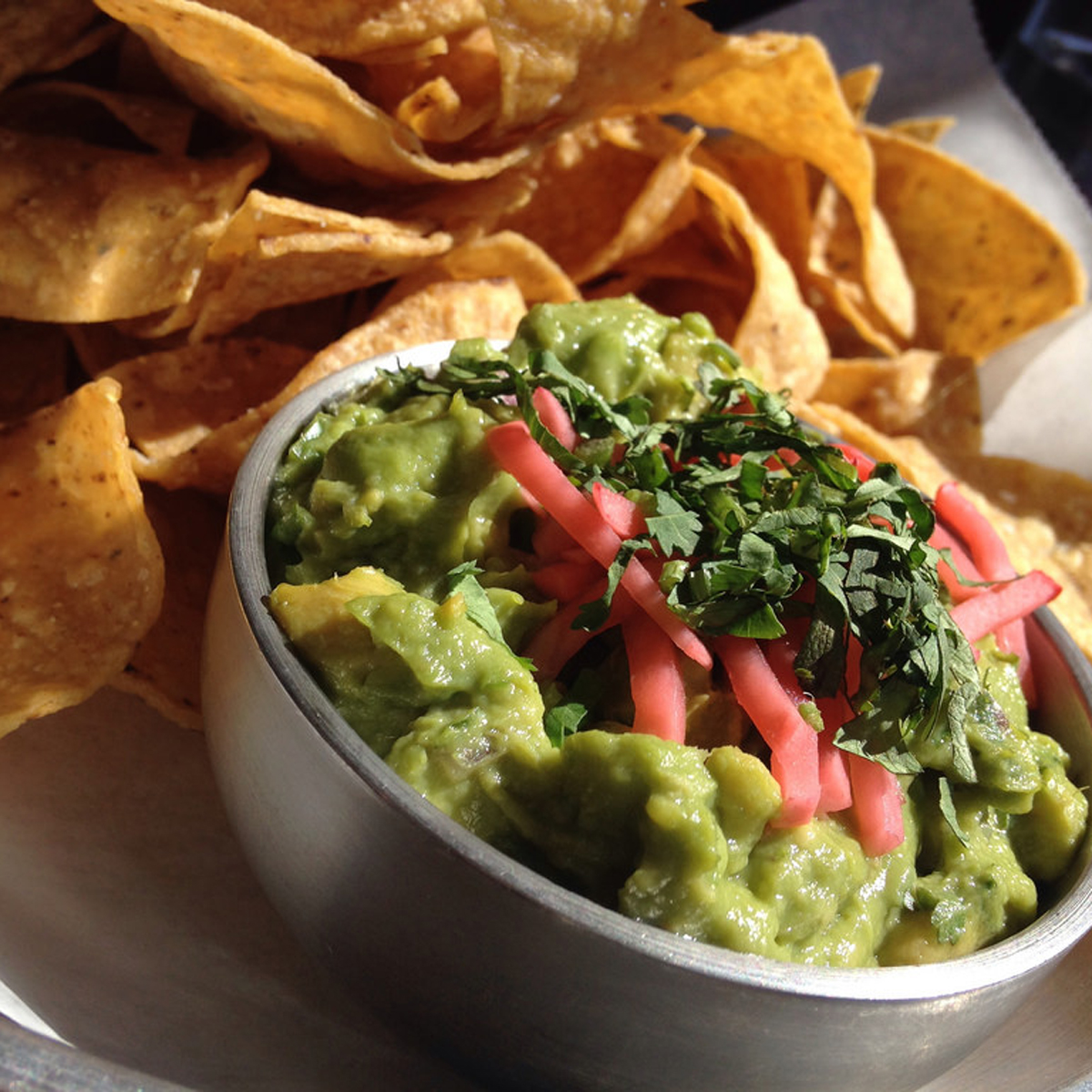 ¿Cómo el guacamole se convirtió en la botana favorita para ver el Super Bowl en EU?