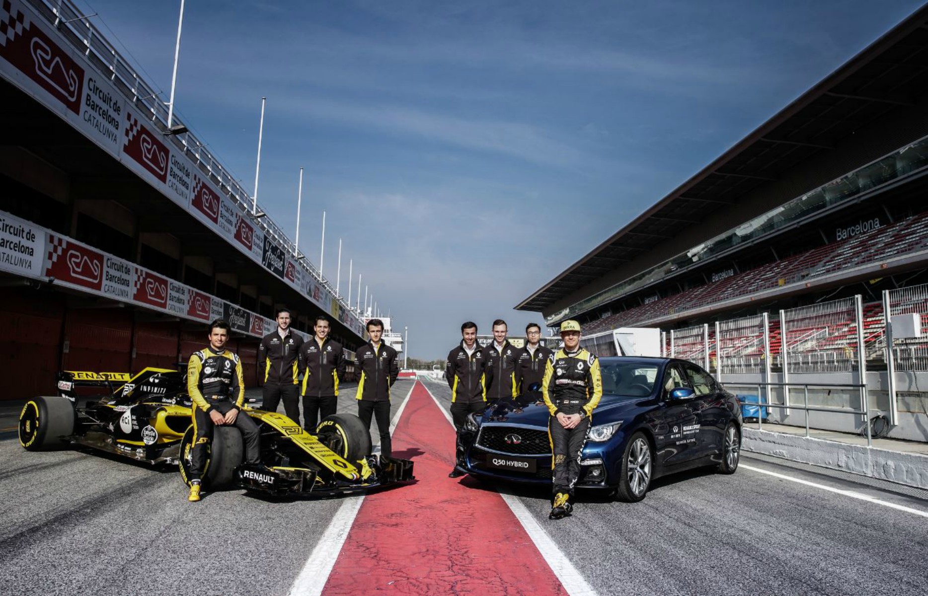 Infiniti busca estudiantes mexicanos para trabajar en Reino Unido