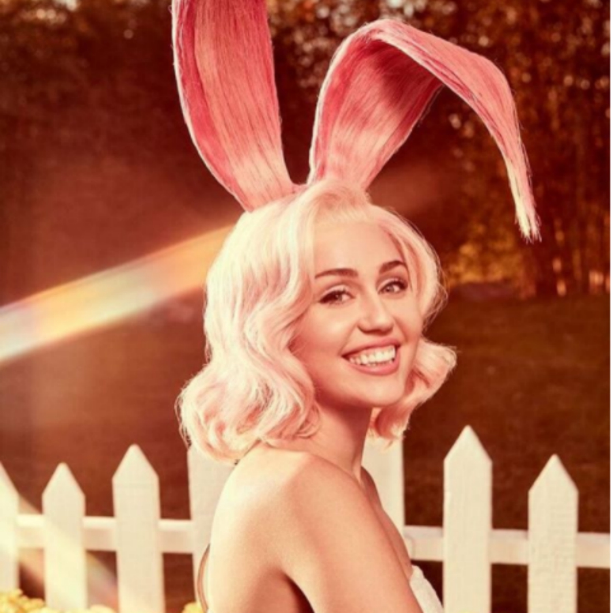 Miley Cyrus sorprende a sus seguidores de Instagram con sesión de fotos