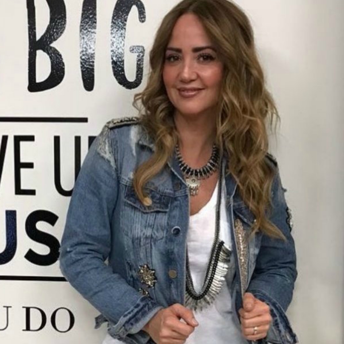 Andrea Legarreta recuerda con lágrimas la vez que se convirtió en un meme